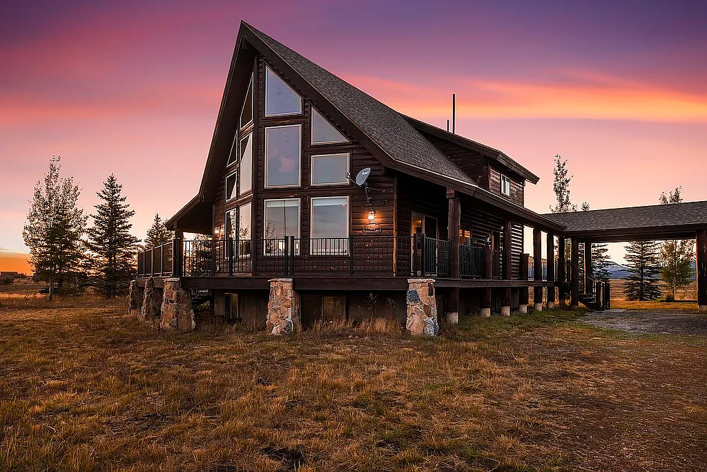 Lodge exterior in the pines